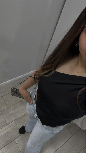 A3e1f4725311d4aae827143a7461f19ffw.jpg