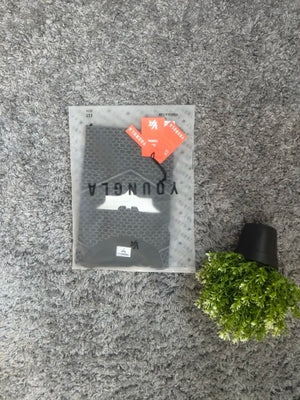 Af9edff18a01944d4a91ef9274e6b3eb37.jpg