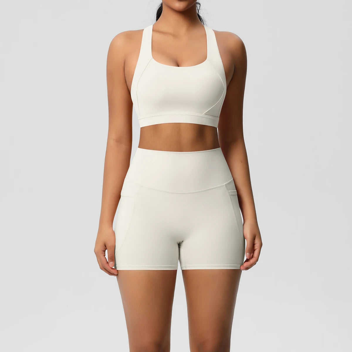Conjunto deportivo con bolsillos
