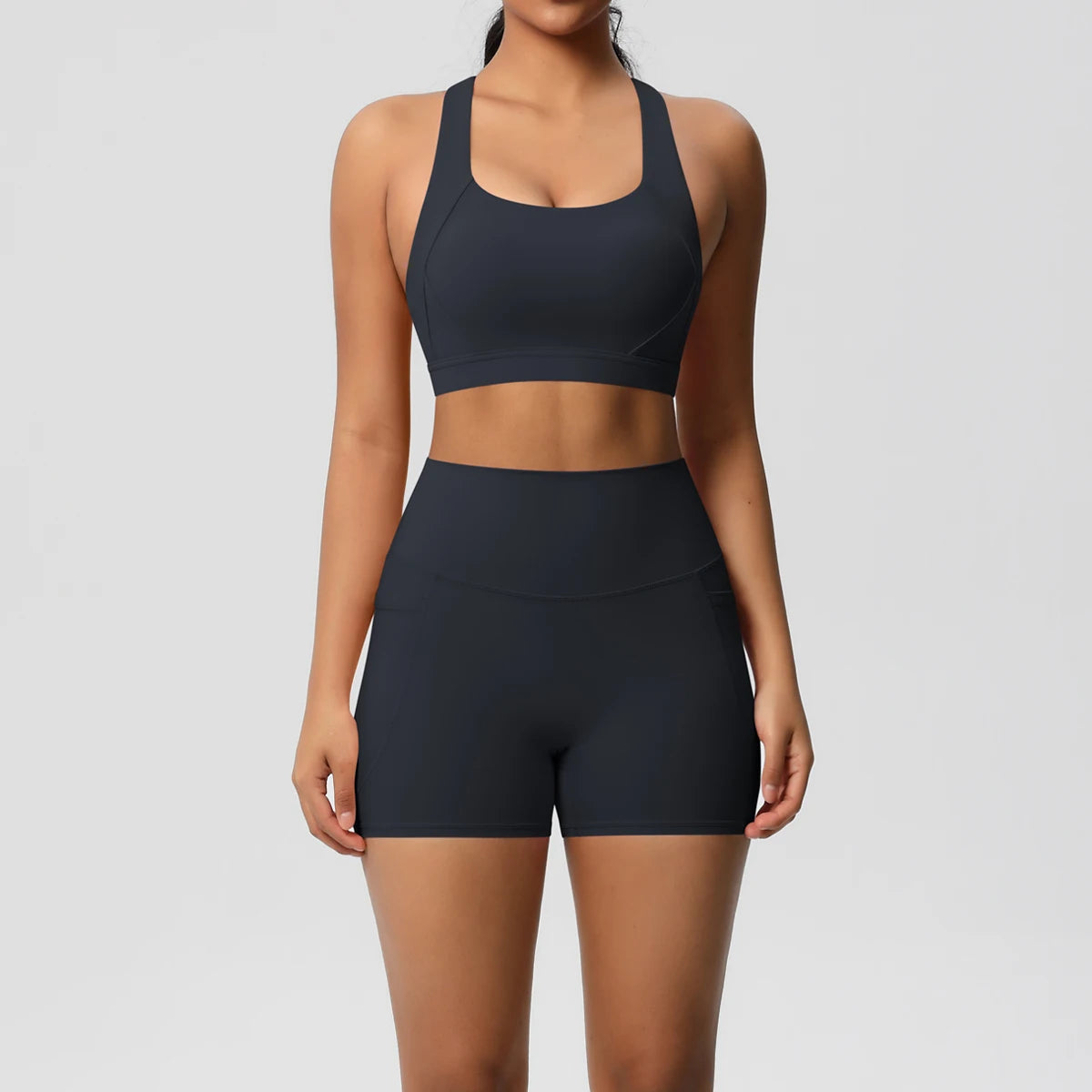 Conjunto deportivo con bolsillos