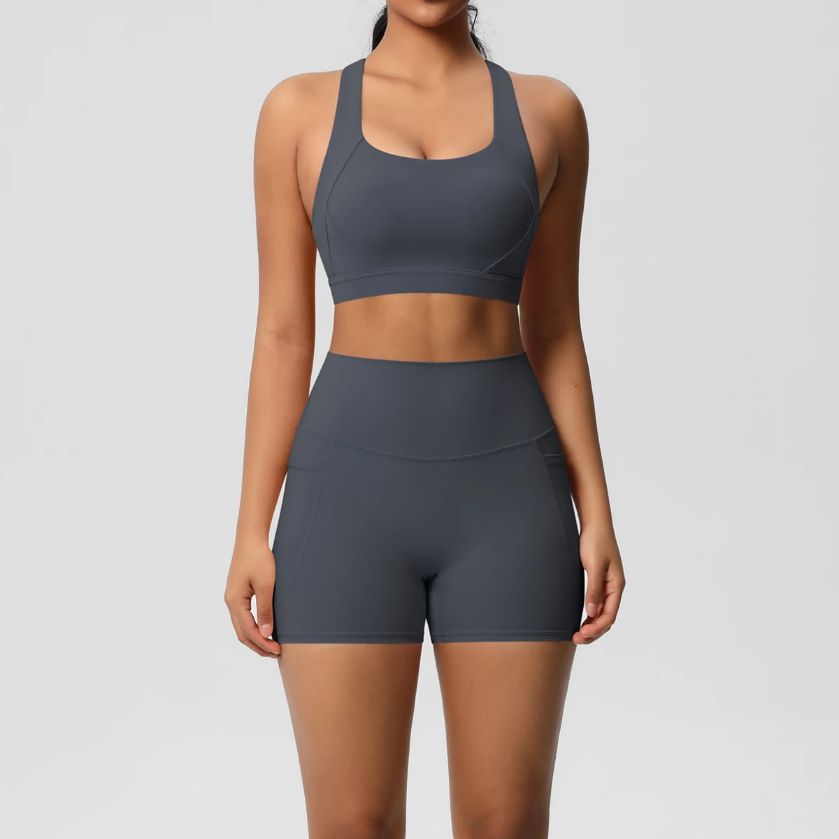 Conjunto deportivo con bolsillos